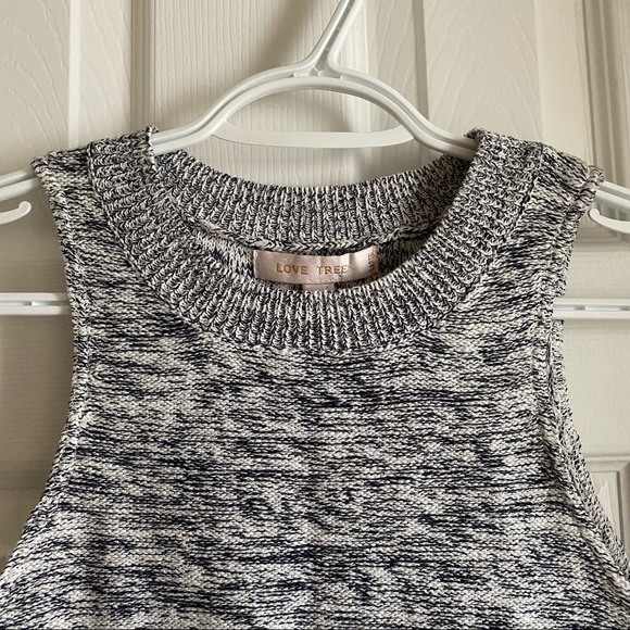 NWT - Knit Crop Top - Picture 2 of 7